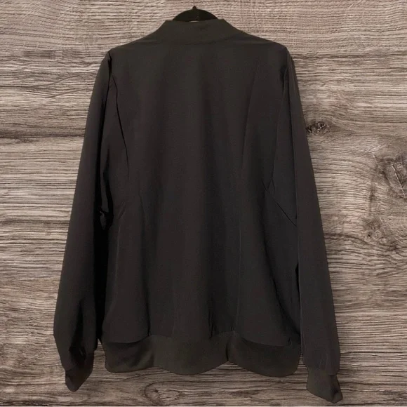 NWT Men’s Adidas Lightweight Jacket - Picture 5 of 5